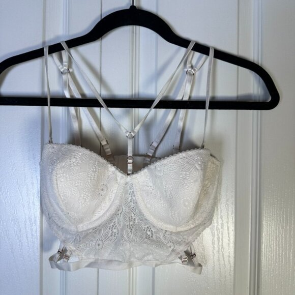 NWOT Victoria Secret Bustier Strappy Bra - Picture 2 of 5